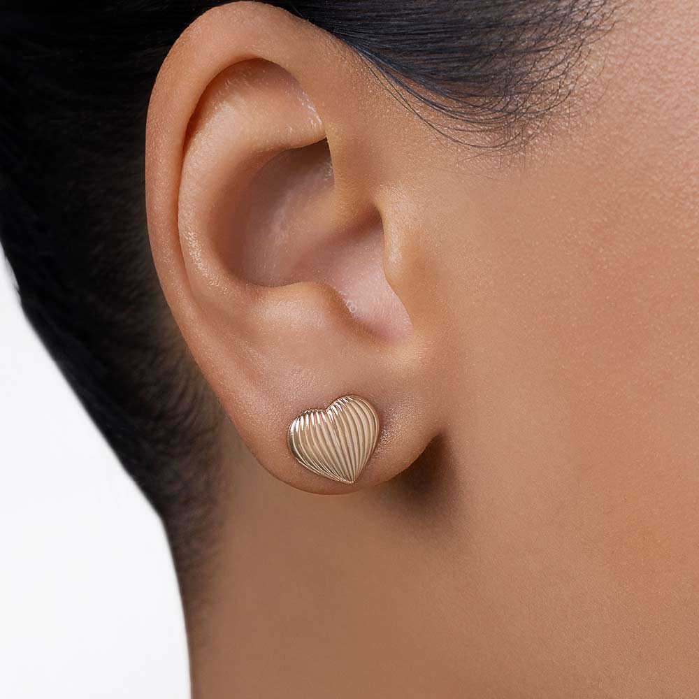 GOLD CLASSIC DOMED HEART STUD EARRINGS