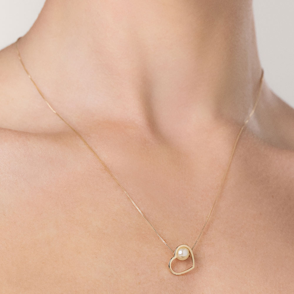 GOLD TIMELESS LOVE NECKLACE